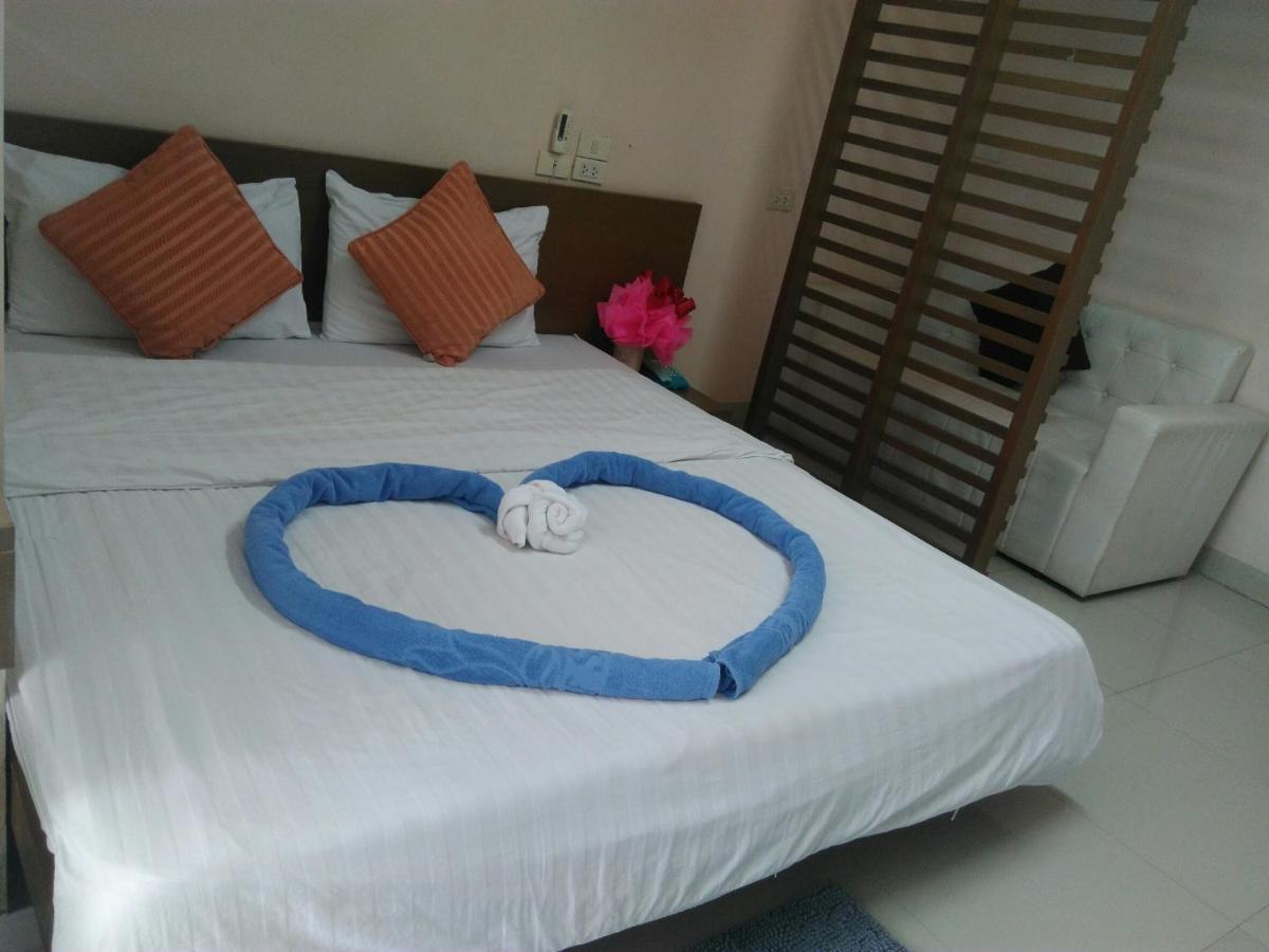Ruamsab2 รวมทรัพย์2 Lägenhet Bangkok Exteriör bild