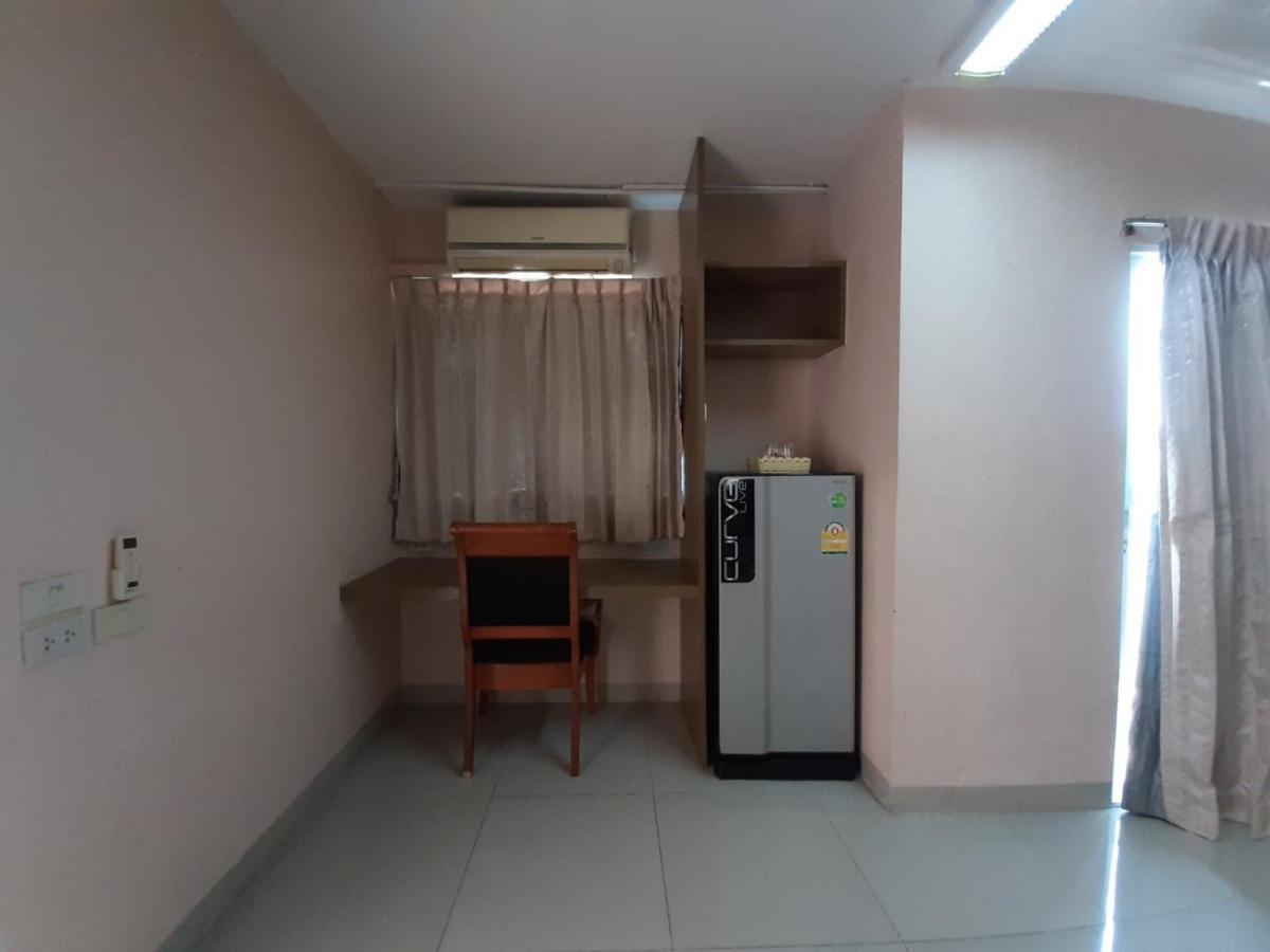 Ruamsab2 รวมทรัพย์2 Lägenhet Bangkok Exteriör bild