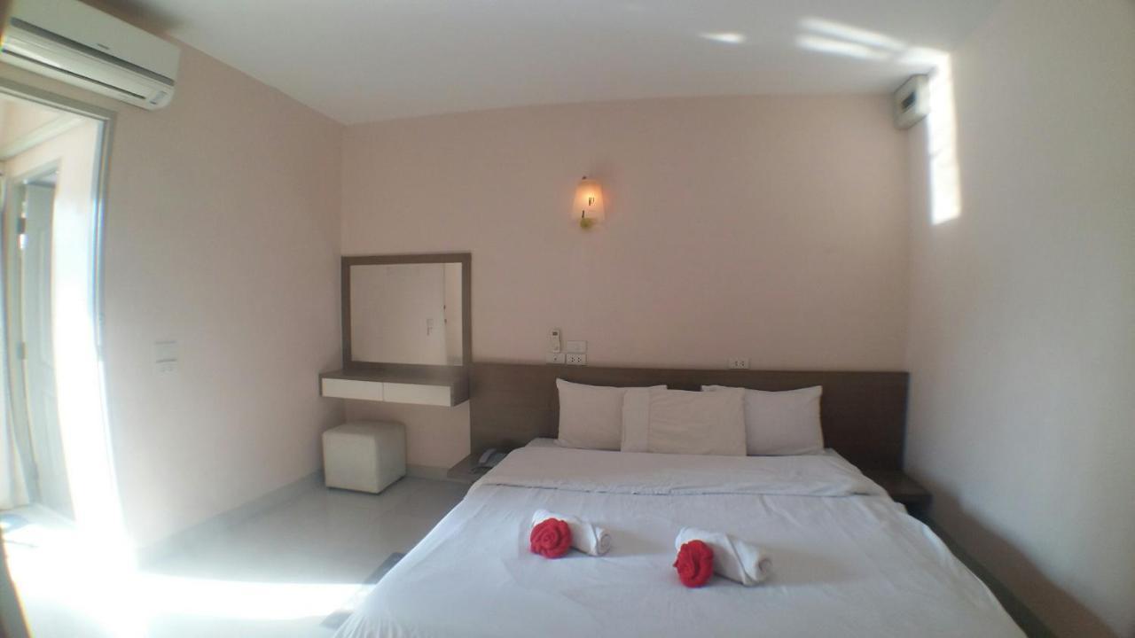 Ruamsab2 รวมทรัพย์2 Lägenhet Bangkok Exteriör bild