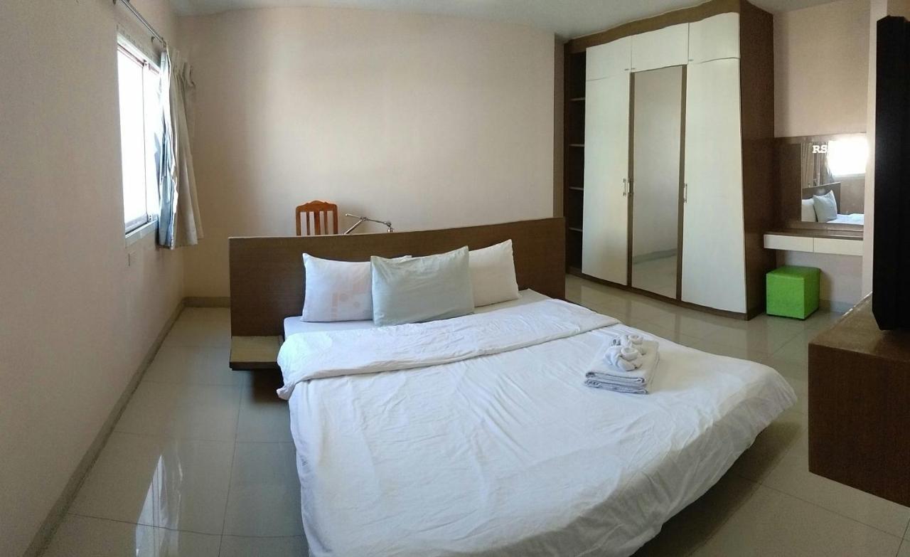 Ruamsab2 รวมทรัพย์2 Lägenhet Bangkok Exteriör bild